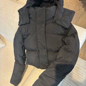 Lululemon Athletica Crop Midnight Puffer Jacket